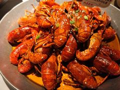 -巴厘龙虾·榜首油焖大虾(音乐学院·沿江酒馆店)