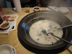 -陈大锅·岳阳鱼馆·地道岳阳菜(美食街店)