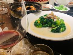 -渝半城经典川粤菜(重庆天地店)