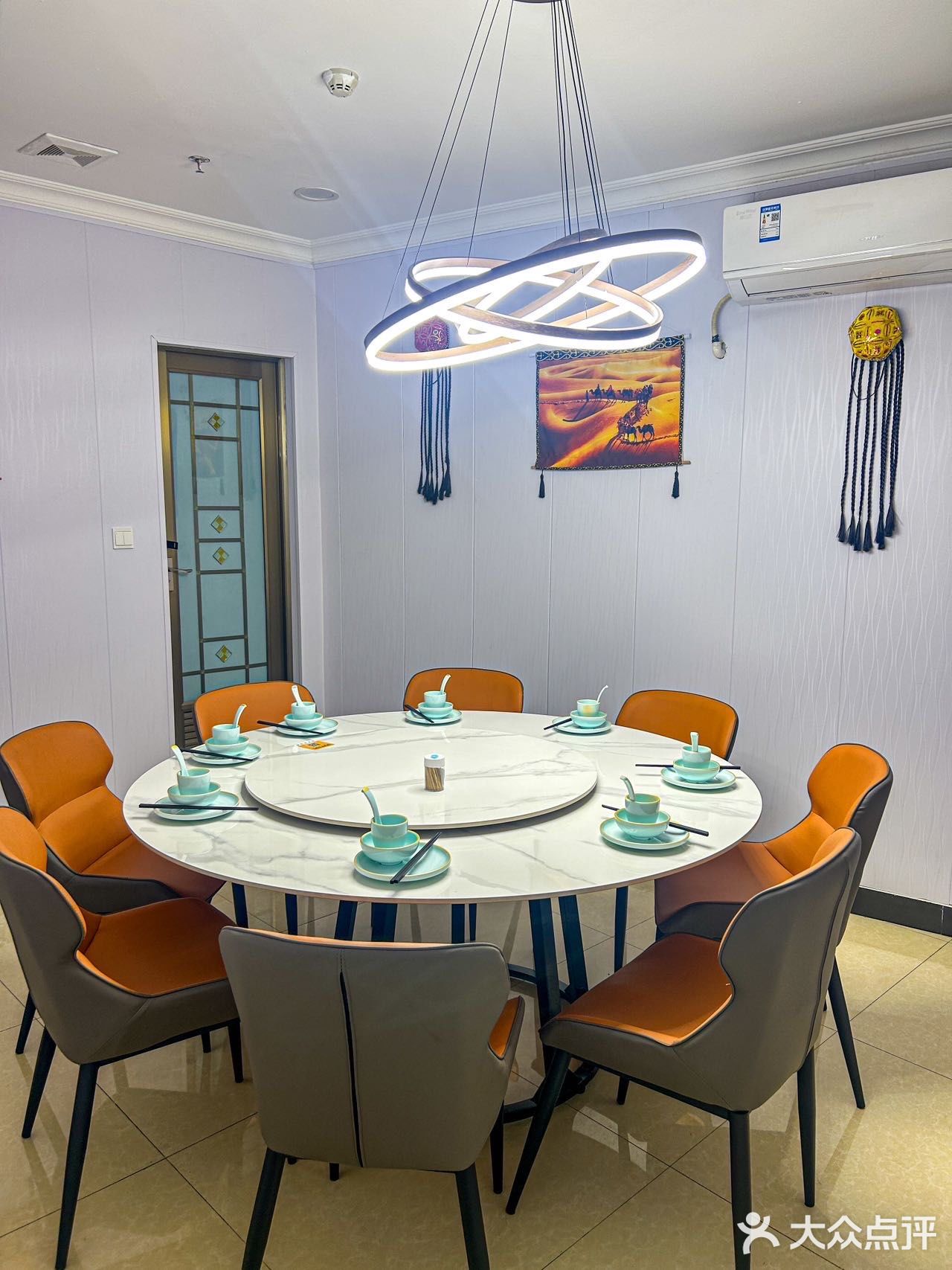 ‼️在广州，第一次吃新疆大盘鸡没想到是这样…………