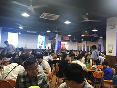 大堂-皖北巫氏三胖地锅鸡(长淮总店)