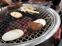 -啊美丽炭火烤肉(滑翔一店)