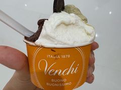 -VENCHI闻绮(北京合生汇店)