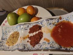 -芝小官毛肚火锅海鲜自助(苏州吴江区万宝店)