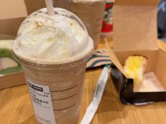 -星巴克(上海长宁来福士1F店)