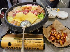 -豚妈妈汤饭·部队锅(南京东路店)
