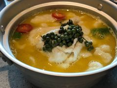 酸汤鲈鱼-半山腰·云南菜(侨福芳草地店)