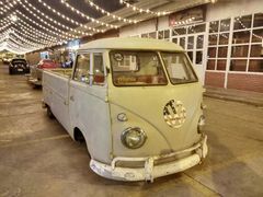 -席娜卡琳火车铁道夜市