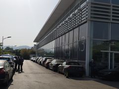 -北京京宝行宝马4S店(闵庄路店)