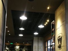 大堂-星巴克(北京复兴路店)