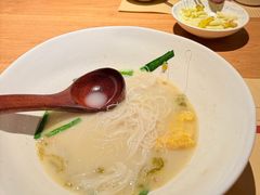-荣家黄鱼面(南京西路店)