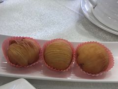榴莲酥-荣粤酒家·融合粤菜