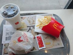 -麦当劳(红旗路店)