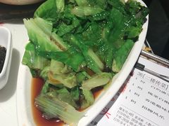 -新大咀港式茶餐厅(宝山万达店)