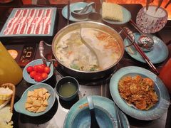 -老城鲜·小海鲜贝贝煲火锅(壹方城店)