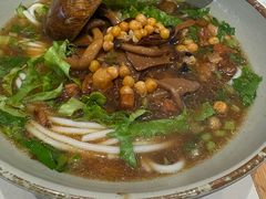 -百春原湖南牛肉粉(百联世纪店)