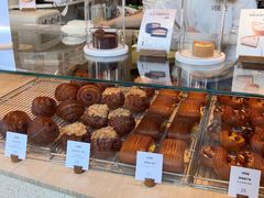 -VERIE BAKEHOUSE