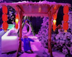 -圣名游乐城冰雪大世界