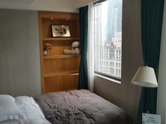 -闲隅江景艺术酒店(解放碑洪崖洞总店)