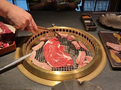 特选雪花牛肉-铭牛烧肉·和牛海鲜自助(高新月牙湖店)