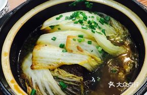 Braised Pork with Cabbage and Dried Bamboo Shoots