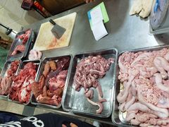 -标记美食新鲜猪杂(兴南大道店)