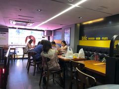 -BHC炸鸡(明洞总店)