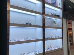 -无界眼镜MaxLess(南翔印象城店)