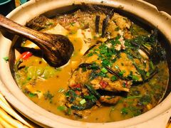 柴火稻草鱼-吃饭皇帝大土家民族菜(正大广场店)
