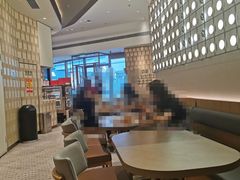 大堂-Tims天好咖啡·贝果(雁展路万象天地店)
