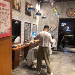 点击看大图 -T.1 hair salon烫染接发