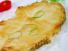 香煎银鳕鱼.jpg-德州凤冠假日酒店