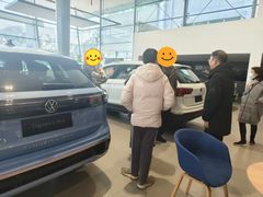 -上汽大众4S店(上海冠松店)