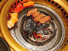 -山川小町·极番烧肉(新地假日广场店)