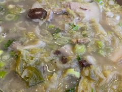 -闯关东东北农家菜(崂山石老人店)