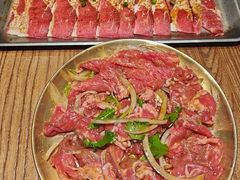 -明洞阿姨·韩式酱蟹烤肉·创意料理(三元桥店)