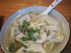 荠菜菌菇馄饨-花悦豆香