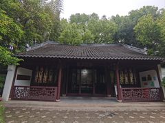 -汇龙潭