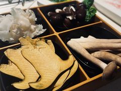 -海底捞火锅(威高广场店)