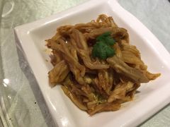 -九头鹰家宴(岳家嘴店)