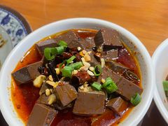 -炉小二铜锅牛蛙•川湘菜(三里屯店)