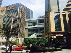 -南京金鹰皇冠假日酒店