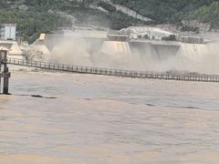 -黄河小浪底水利枢纽风景区