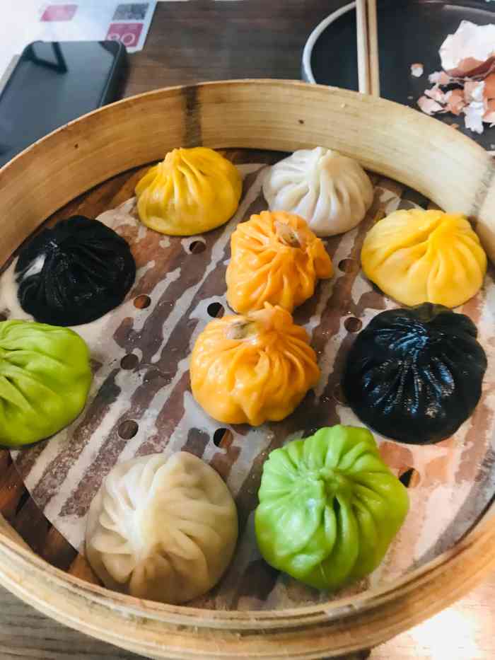 隆喜元鱼汤包(诺德广场店)-"地点:诺德四层,门店环境干净,桌台较多.