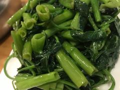 -兔行天下-鸿鹤鲜锅兔(中海国际店)