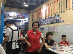 -琼大师东方烤乳猪(亚特兰蒂斯店)