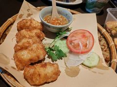 -大头虾越式风味餐厅(光明广场店)