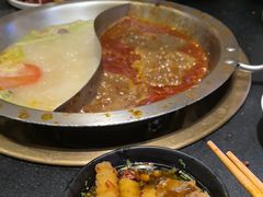 -沸炉重庆老火锅(军事博物馆店)