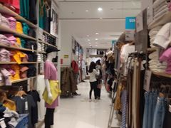 -优衣库(广州天河领展广场店)