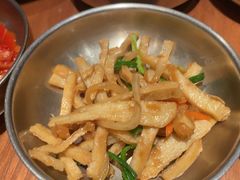 小菜-春熙台韩国料理·章鱼肥牛(西丽店)